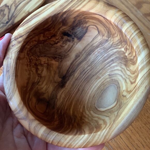 Olive Wood Bowl And Spatula Trader Joe’s - Picture 4 of 14